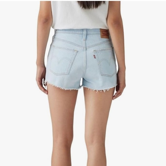 Levi’s 501 High Rise Denim Jean Shorts Distressed Light Wash Size 10 Girls/XS - Picture 1 of 13